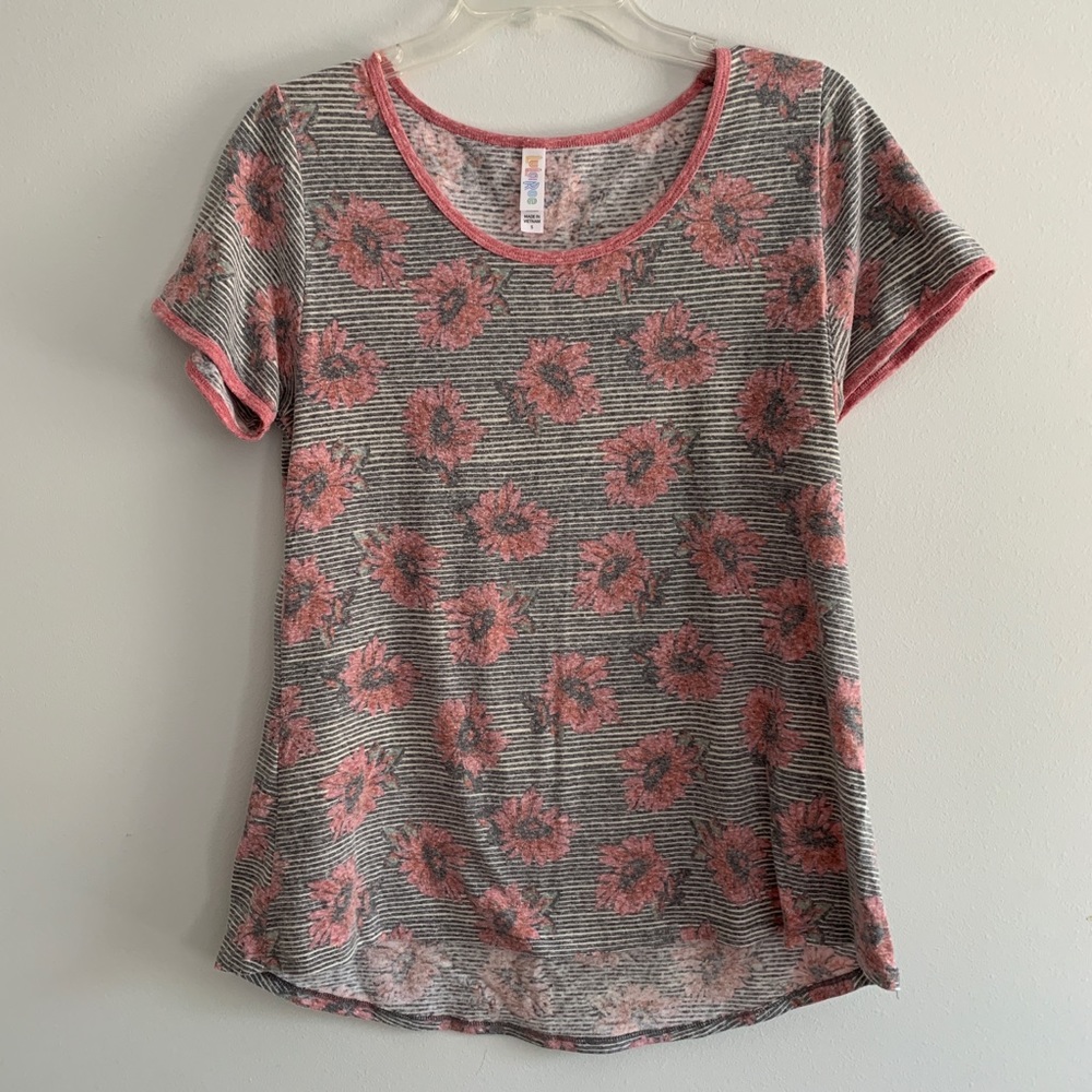 LuLaRoe Classic Tee Pink Flower
